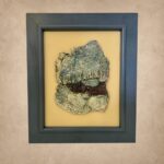 Crevice wall hanging exhibit